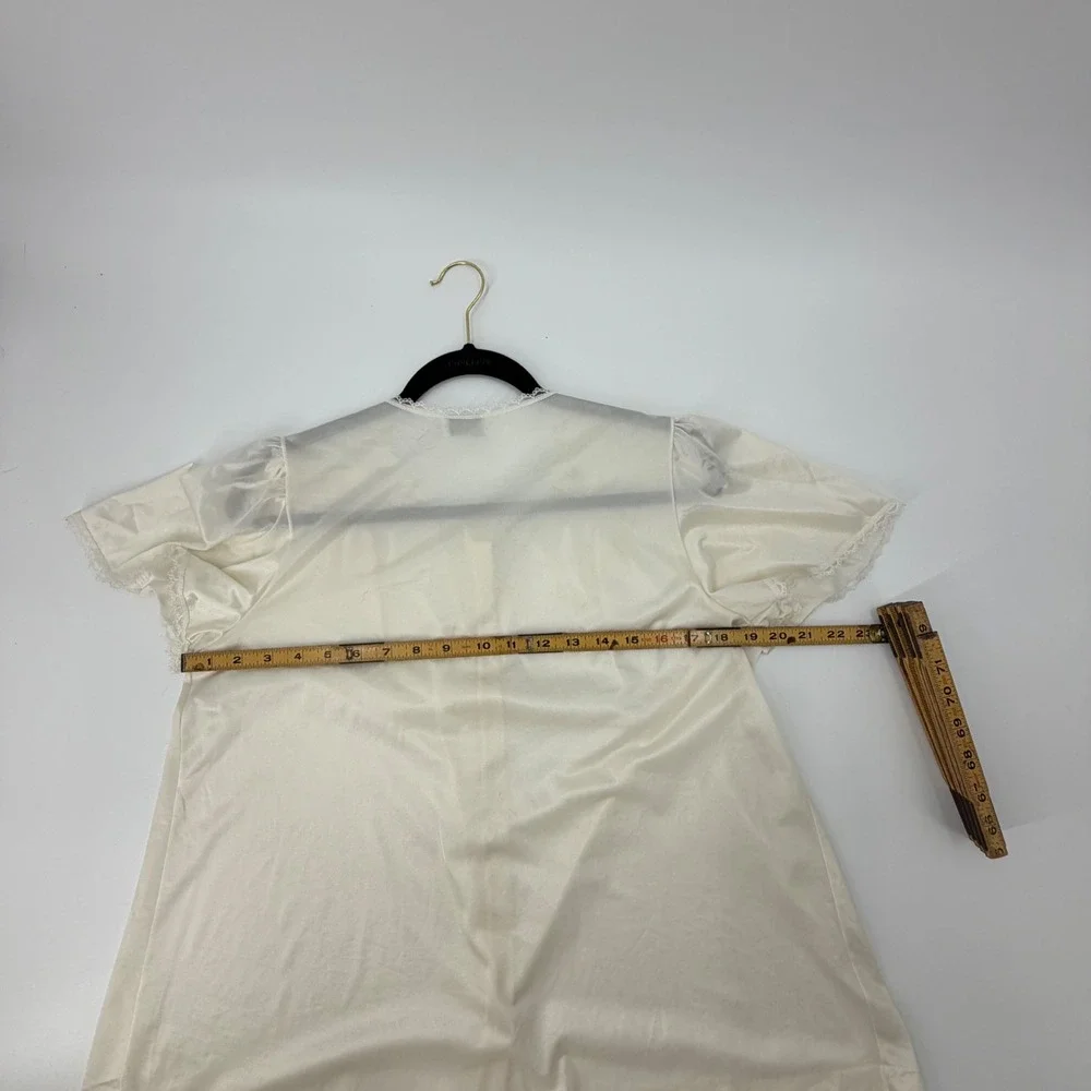 lorraine vintage ivory